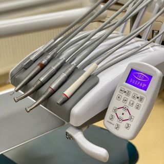 OZK kompatibilní EMS včetně 5ti koncovek do startu a k tomu například 2 bezuhlíkové mikromotory od TKD pro SS_Kiss.